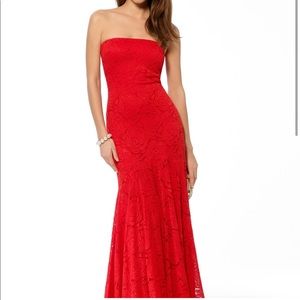 Cache Red Mermaid Detailed Gown